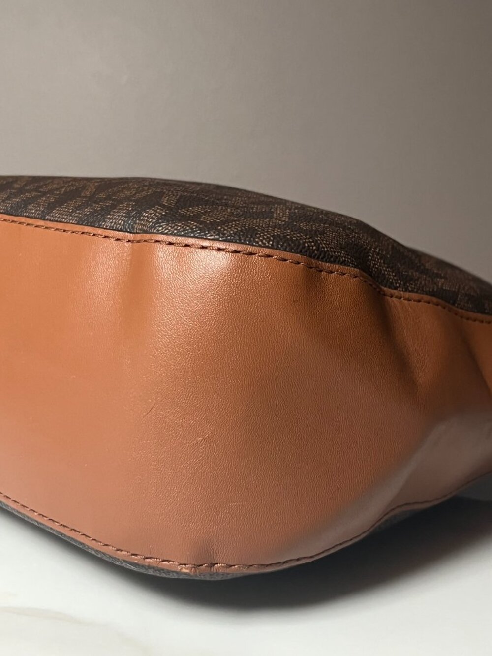 Michael Kors Signature MK Logo Shoulder Bag Brown Tan Leather - Like New - Picture 11 of 13